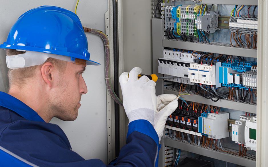 électricien dépannage La Ville-du-Bois